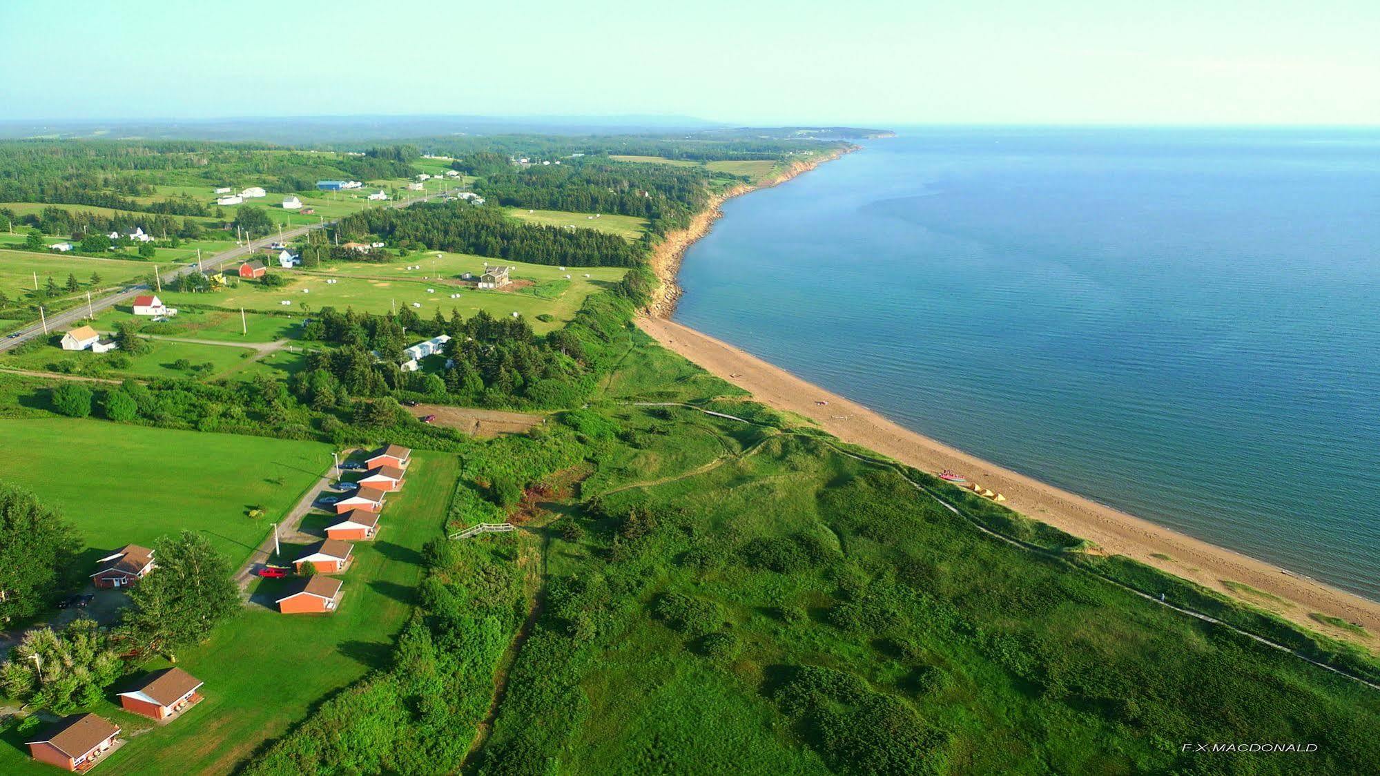 Lighthouse Cottages Port Hood Экстерьер фото